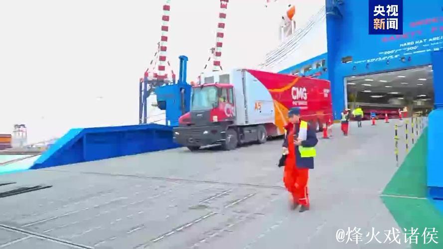 出征冬奥!总台“中国红”转播车队抵达意大利 出征冬奥!总台“中国红”转播车队抵达意大利